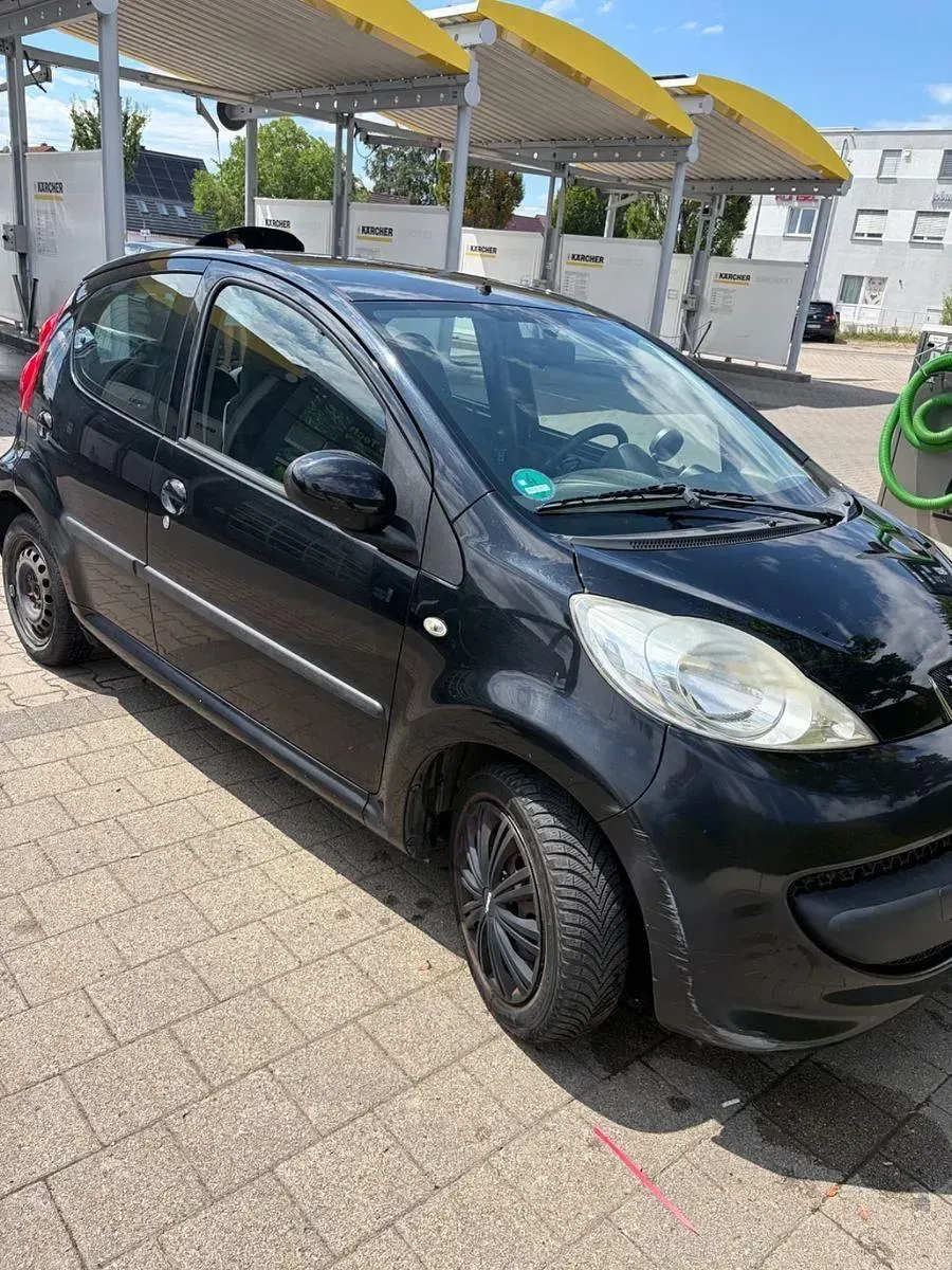 Gebraucht Peugeot 107 Filou 68 PS (50 kW) 2007 Schwarz Kleinwagen