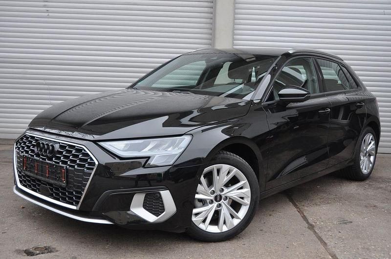 Gebraucht Audi A3 Advanced 150 PS (110 kW) 2024 Schwarz Limousine