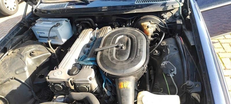 Gebraucht Mercedes 280 185 PS (136 kW) 1981 Schwarz Coupé