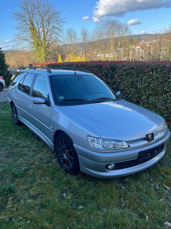 Gebraucht Peugeot 306 98 PS (72 kW) 2001 Silber Kombi