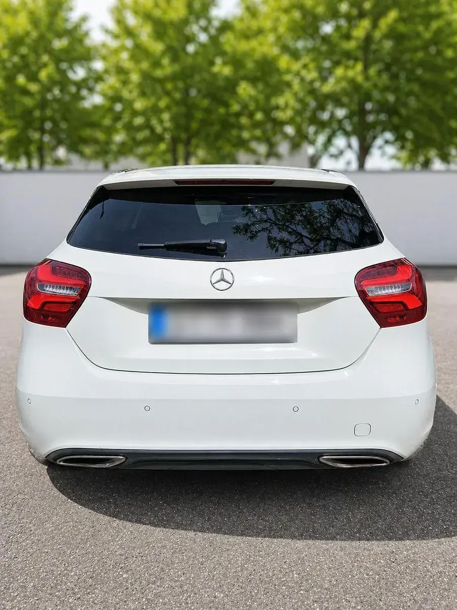 Second-hand Mercedes A220 184 CP (135 kW) 2017 Alb Berlinǎ