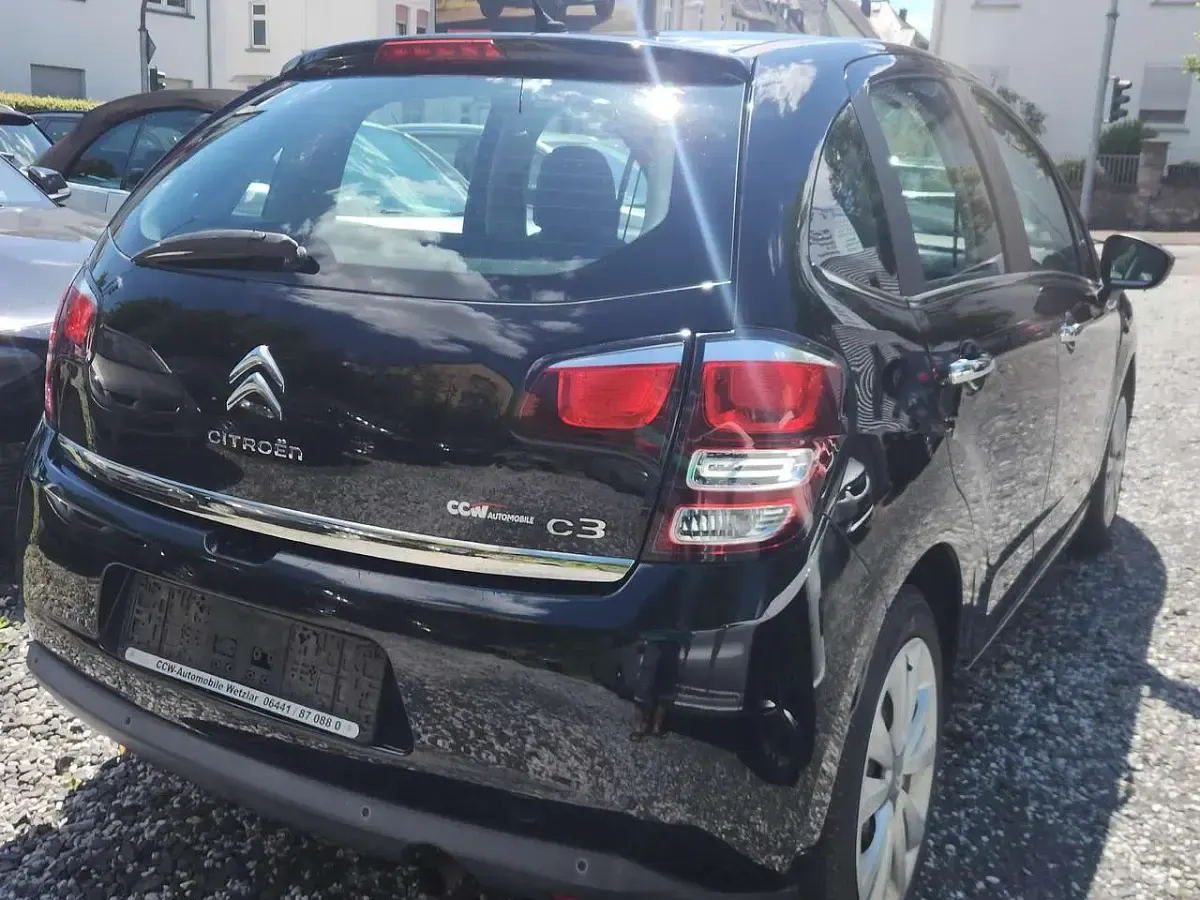 Gebraucht Citroën C3 SELECTION 82 PS (60 kW) 2015 Schwarz perla nera/metallick Kleinwagen