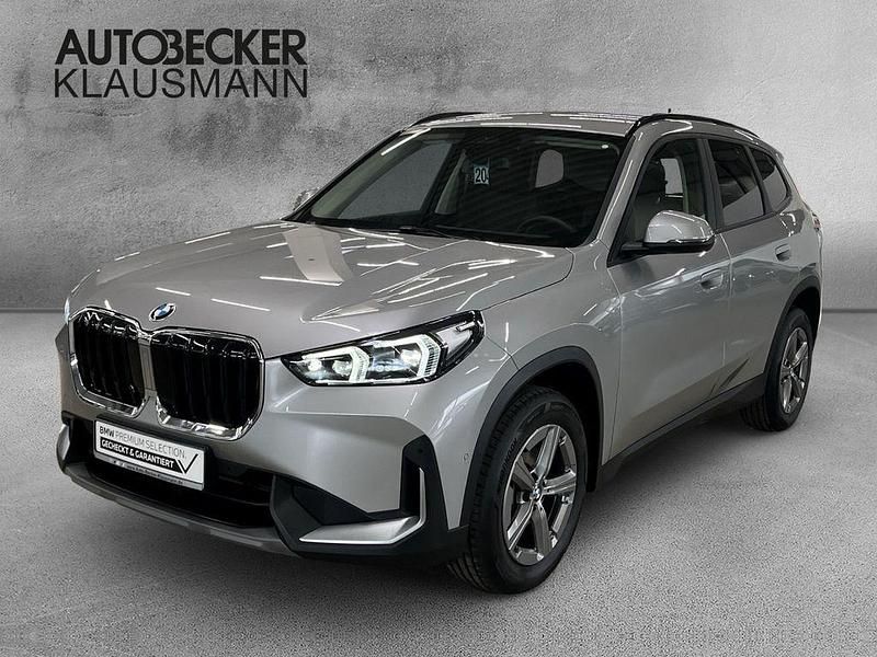 Silber Gebraucht 2024 BMW X1 Efficient Dynamics SUV | 35.591 € (Superpreis) - Bild 1/4