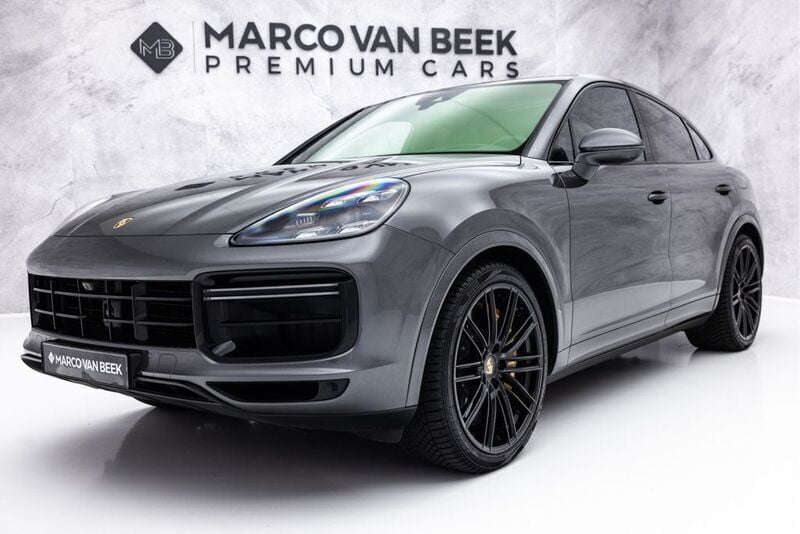 Grau Gebraucht 2020 Porsche Cayenne Turbo S SUV | 100.370 € (Fairer Preis) - Bild 1/4