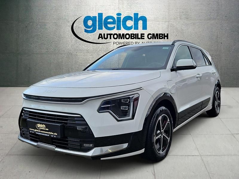 Schneeweiss Gebraucht 2022 Kia Niro Vision SUV | 22.980 € (Superpreis) - Bild 1/4