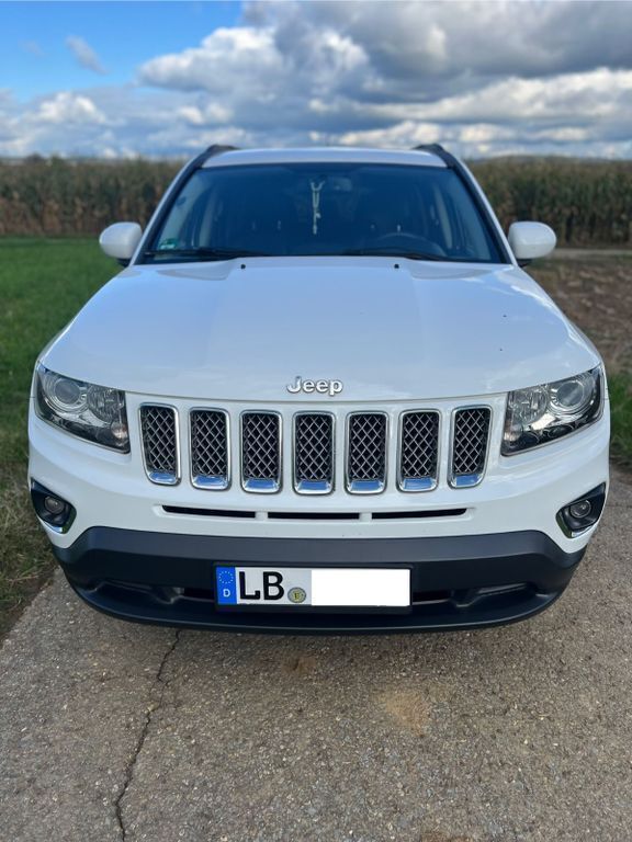 Weiß Gebraucht 2016 Jeep Compass SUV | 15.500 € - Bild 1/4
