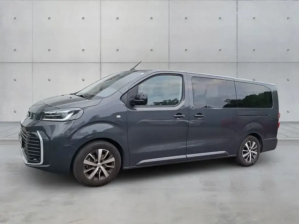 Gebraucht Toyota Proace Team 177 PS (130 kW) 2025 Titanium grey Van / Kleinbus