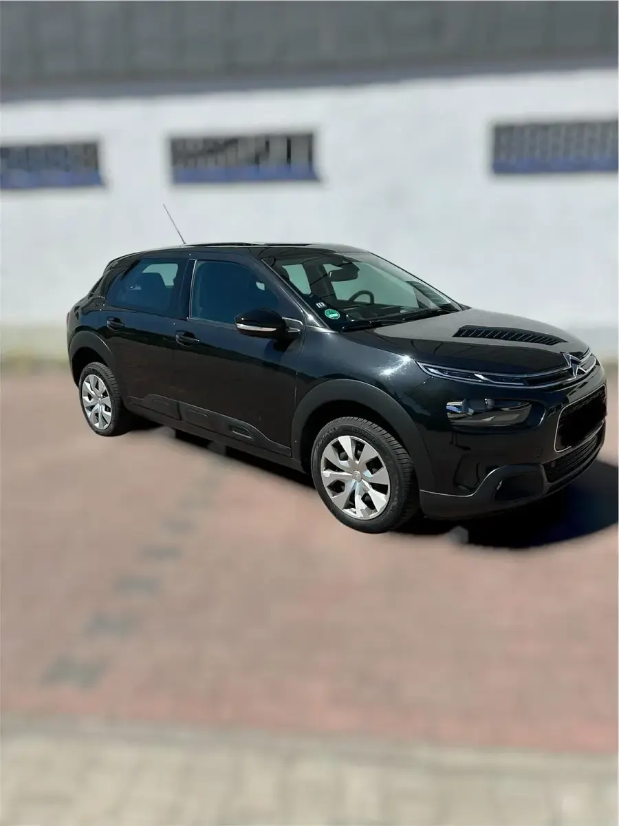 Gebraucht Citroën C4 Feel 82 PS (60 kW) 2018 Schwarz Limousine