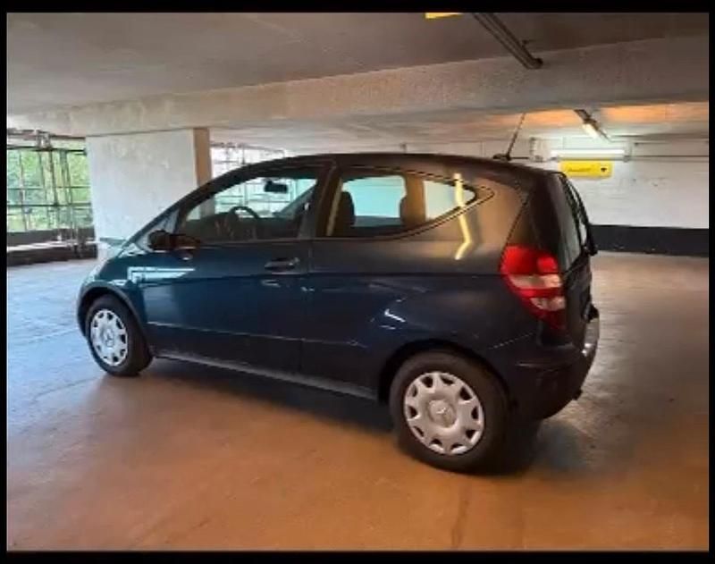 Gebraucht Mercedes A170 Classic 116 PS (85 kW) 2005 Blau Kleinwagen