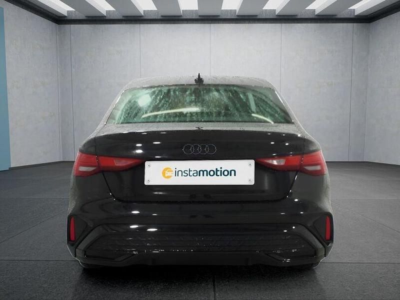 Gebraucht Audi A3 116 PS (85 kW) 2025 Schwarz Limousine