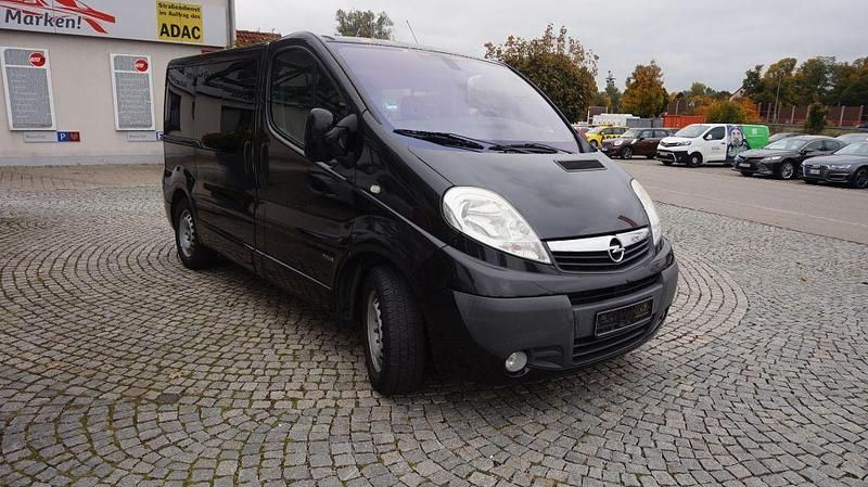 Gebraucht Opel Vivaro Cosmo 145 PS (106 kW) 2008 Van / Kleinbus