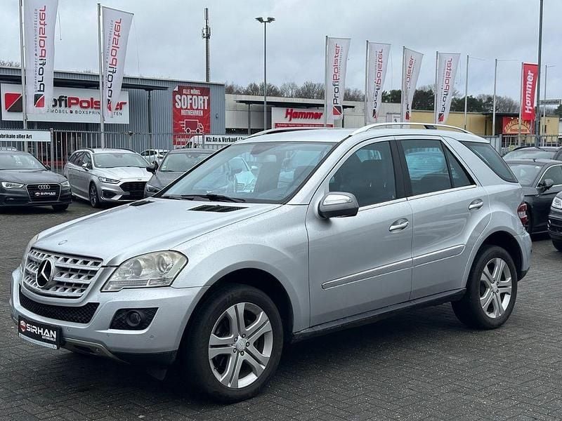 Gebraucht Mercedes ML320 Sport 224 PS (164 kW) 2009 Silber SUV