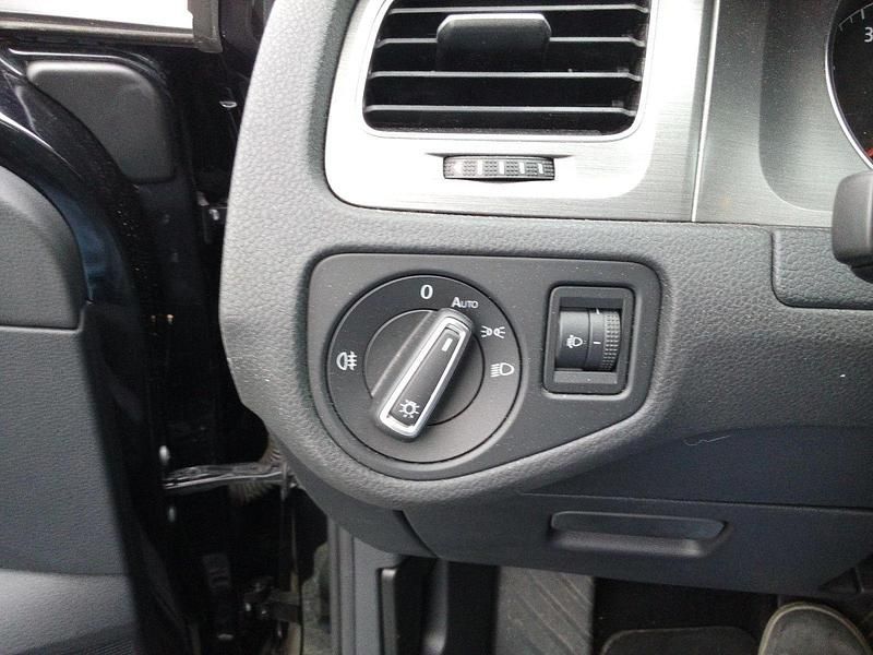 Gebraucht VW Golf VII Comfortline 140 PS (102 kW) 2013 Schwarz Limousine