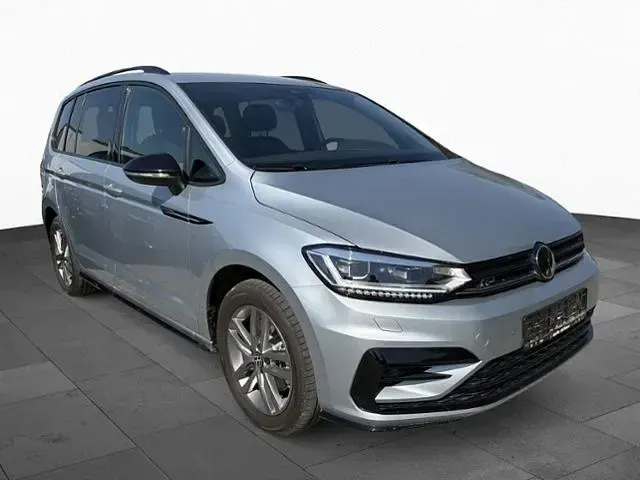 Neu VW Touran Style 150 PS (110 kW) 2026 Silber Van / Kleinbus
