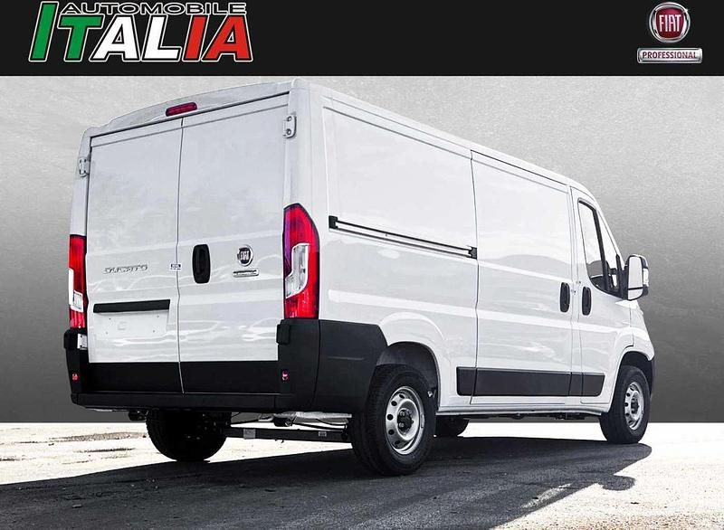 Weiss Gebraucht 2024 Fiat Ducato Van | 37.900 € - Bild 1/4