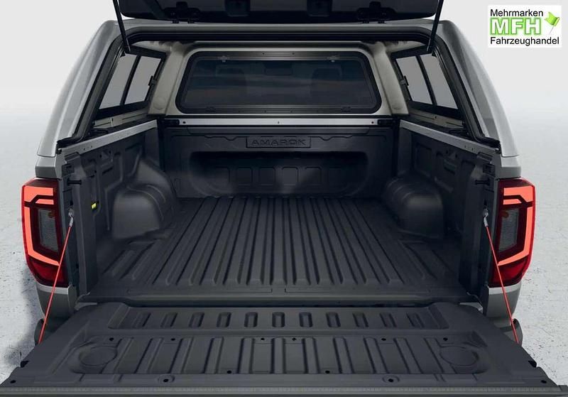 Neu VW Amarok Dark Label 241 PS (177 kW) 2026 Dark grey metallic Pickup