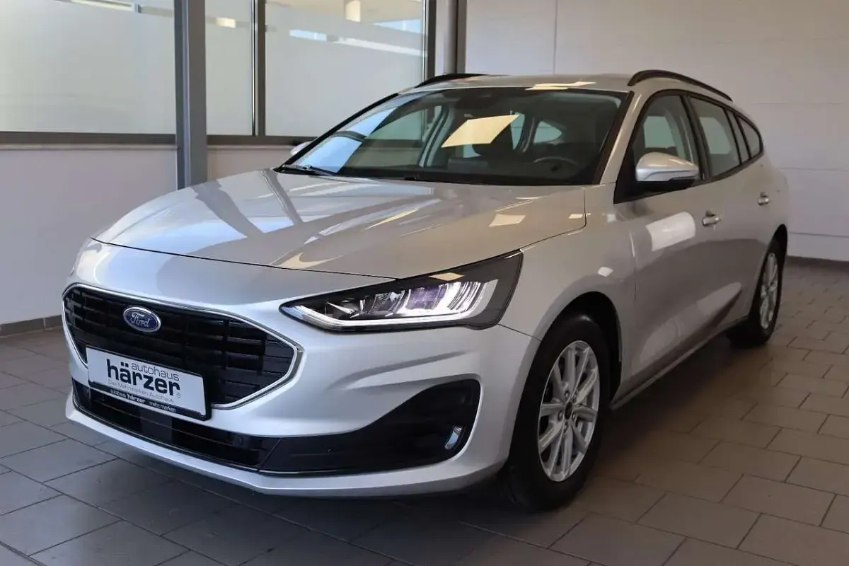 Gebraucht Ford Focus Cool & Connect 120 PS (88 kW) 2022 Silber Kombi