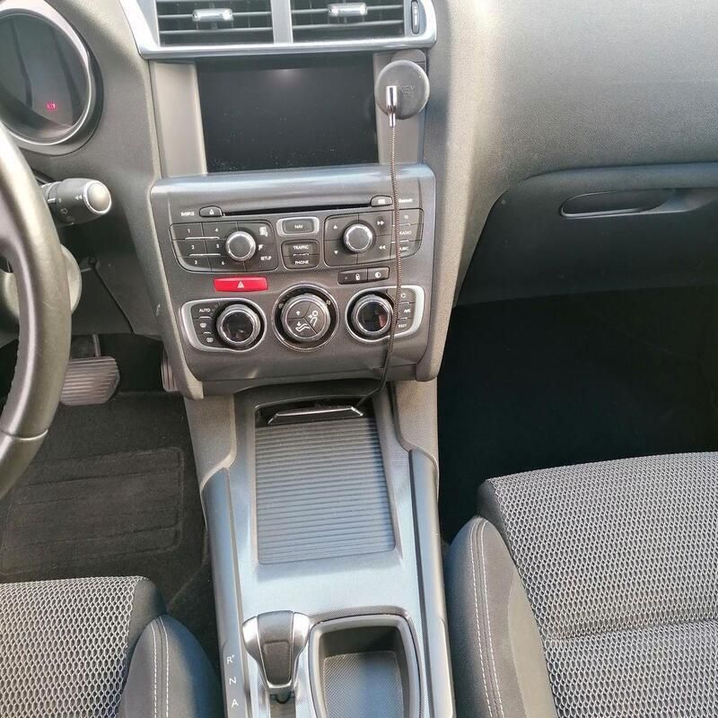 Schwarz Gebraucht 2014 Citroën C4 Exclusive Limousine | 4.990 € (Etwas zu teuer) - Bild 1/4