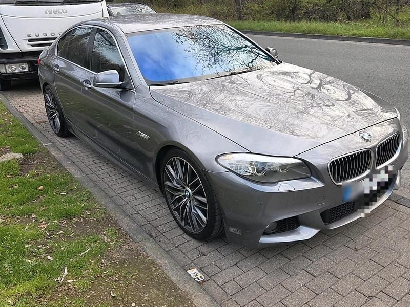Gebraucht BMW 530 Performance 258 PS (189 kW) 2011 Grau Limousine