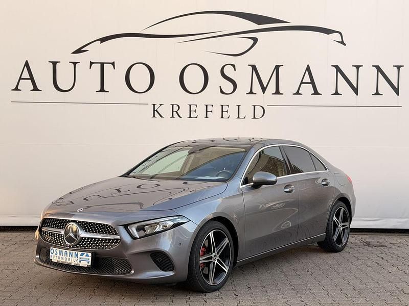Mountaingrau met. Gebraucht 2020 Mercedes A220 Progressive Limousine | 19.950 € (Guter Preis) - Bild 1/4
