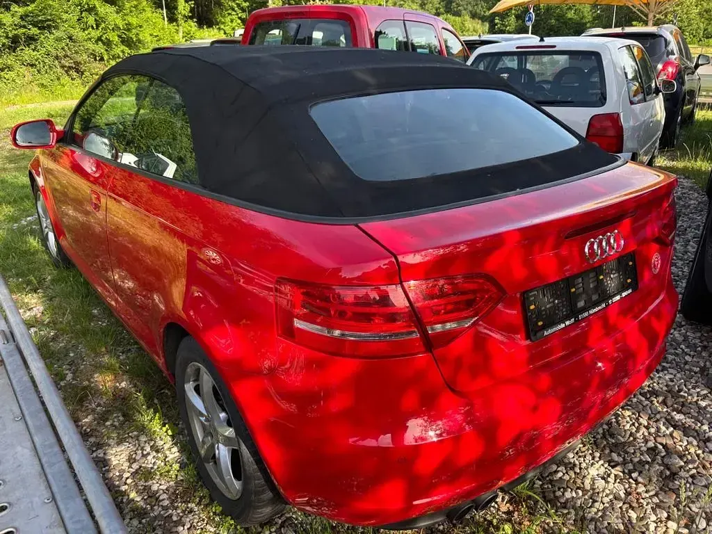 Gebraucht Audi A3 Cabriolet S-Line 160 PS (117 kW) 2011 Rot Cabrio