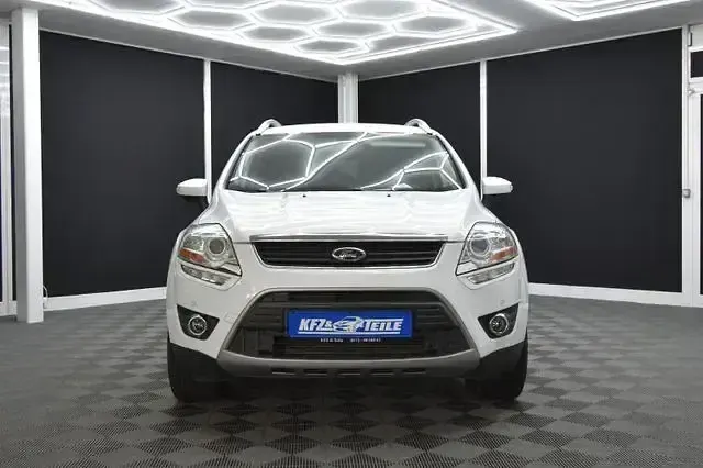 Używany Ford Kuga Titanium 200 KM (147 kW) 2012 Biały SUV