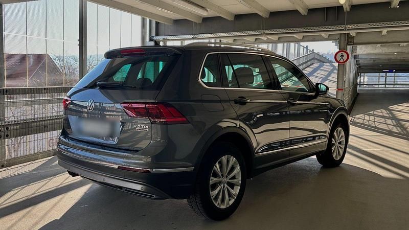 Gebraucht VW Tiguan 150 PS (110 kW) 2016 Grau SUV