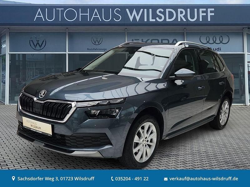 Grau Gebraucht 2020 Skoda Kamiq Style SUV | 20.890 € (Fairer Preis) - Bild 1/4