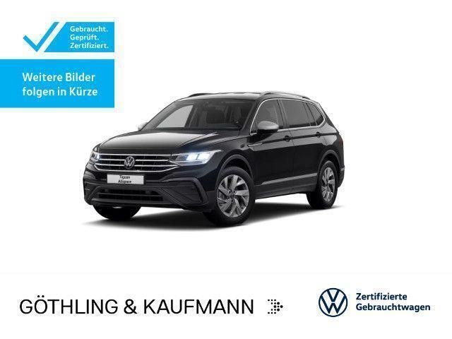 Deep black perleffekt Gebraucht 2024 VW Tiguan Allspace Life SUV | 36.830 € (Fairer Preis) - Bild 1/3