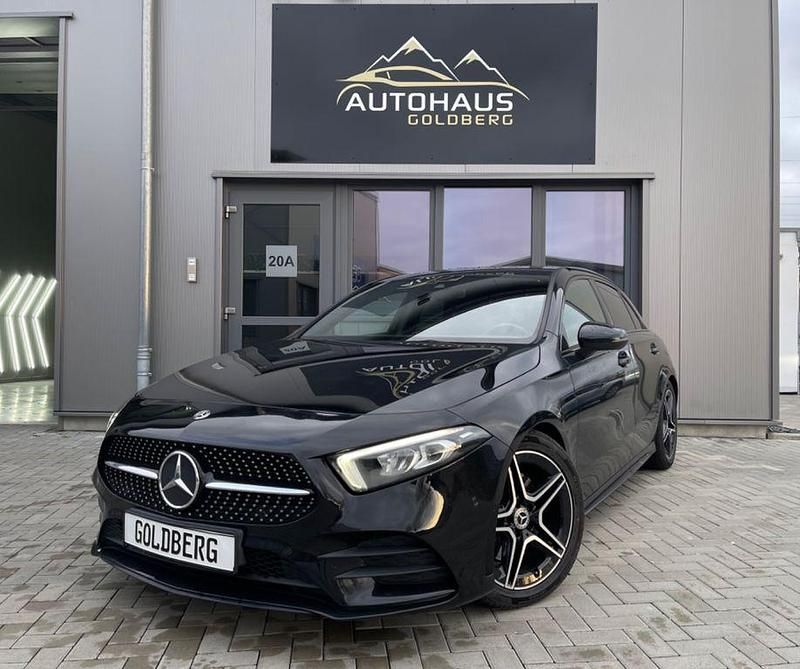 Schwarz Gebraucht 2019 Mercedes A220 AMG line Limousine | 21.990 € (Fairer Preis) - Bild 1/4