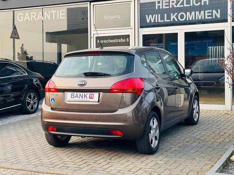 Gebraucht Kia Venga 125 PS (91 kW) 2013 Braun Kleinwagen
