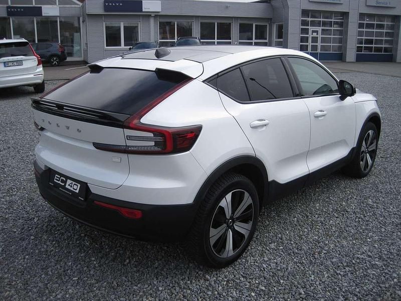Gebraucht Volvo C40 Ultimate 169 kW (231 PS) 2023 Crystal white / metallic SUV