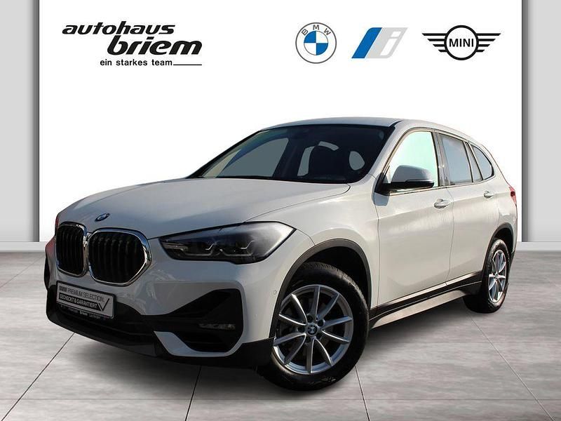 Weiß Gebraucht 2020 BMW X1 Advantage SUV | 23.690 € (Fairer Preis) - Bild 1/4