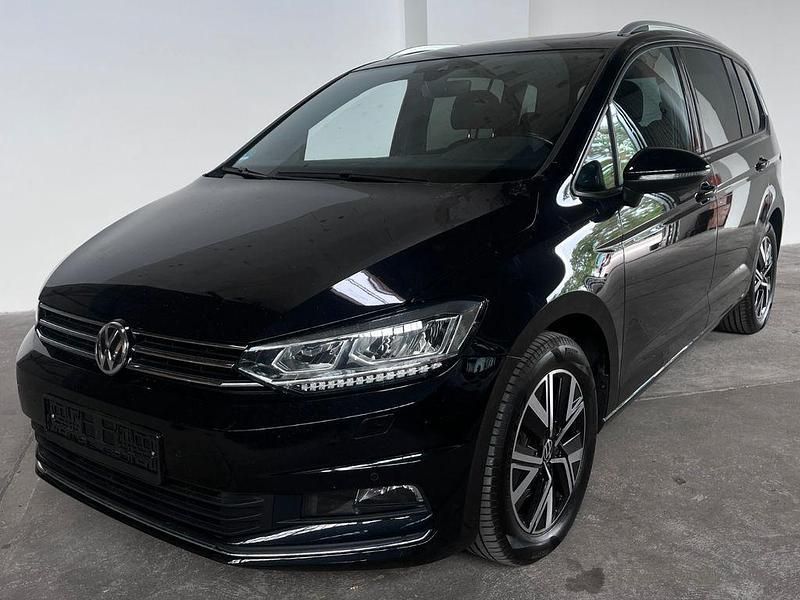 Schwarz Gebraucht 2020 VW Touran United Van / Kleinbus | 22.500 € (Guter Preis) - Bild 1/4