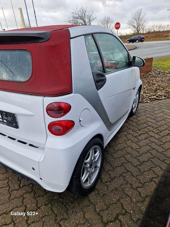 Gebraucht Smart ForTwo Cabrio Passion 71 PS (52 kW) 2014 Weiß Cabrio
