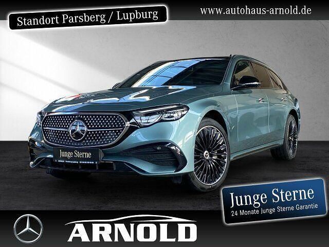 Silber (verdesilber) Gebraucht 2023 Mercedes E300 AMG Kombi | 69.900 € (Teuer) - Bild 1/4