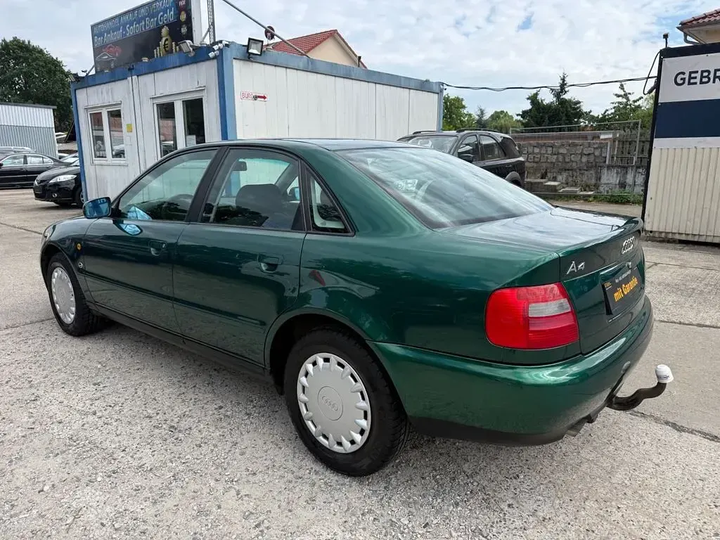Gebraucht Audi A4 101 PS (74 kW) 1996 Grün Limousine