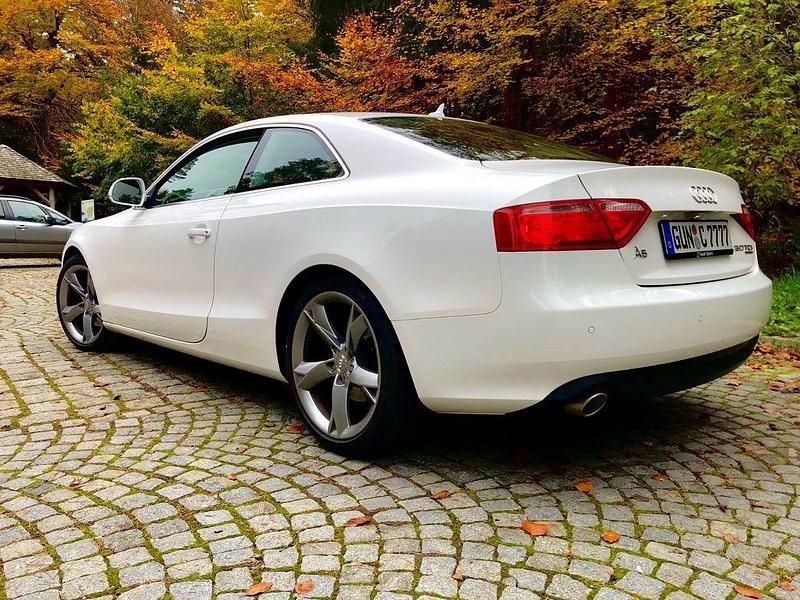 Gebraucht Audi A5 239 PS (175 kW) 2008 Weiß Coupé