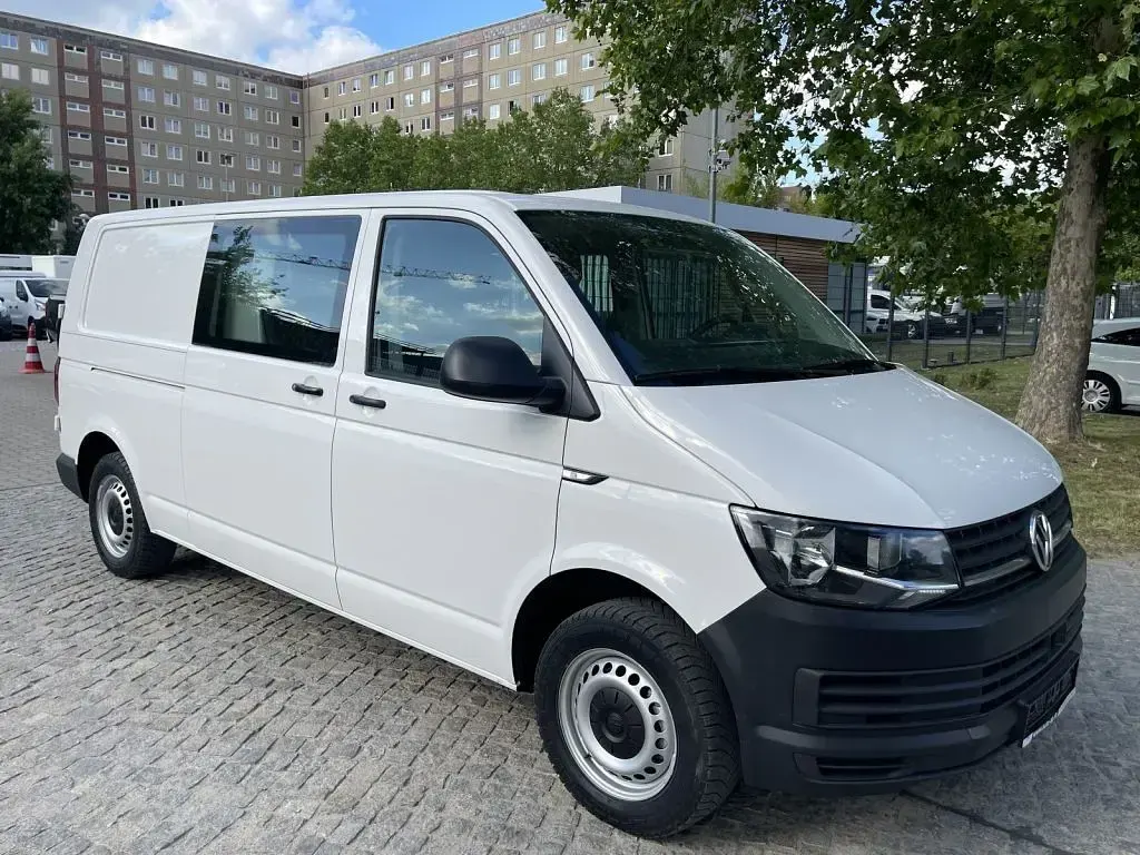 Gebraucht VW T6.1 150 PS (110 kW) 2019 Weiss Van