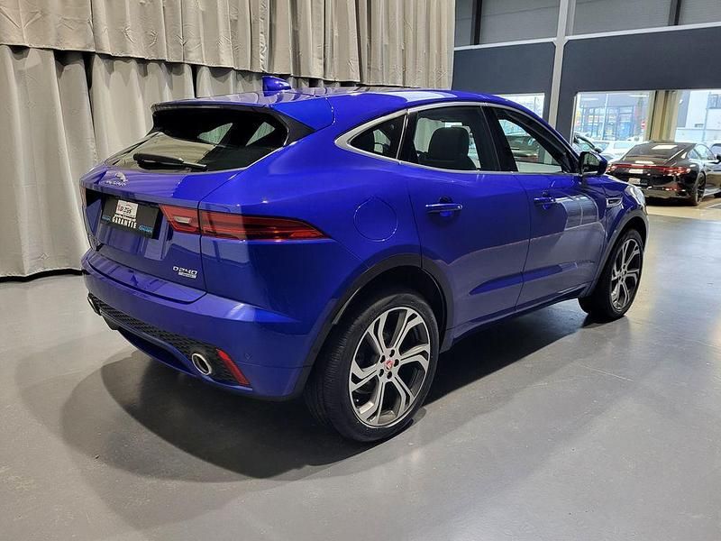 Gebraucht Jaguar E-Pace R-Dynamic 241 PS (177 kW) 2019 Caesium blue SUV