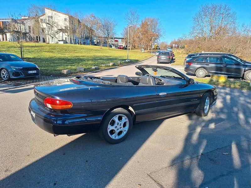 Gebraucht Chrysler Stratus 136 PS (100 kW) 1998 Blau Cabrio