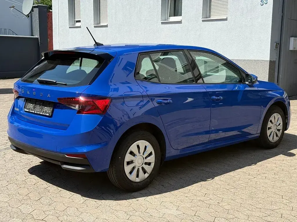 Gebraucht Skoda Fabia Easy 65 PS (47 kW) 2023 Blau Kleinwagen