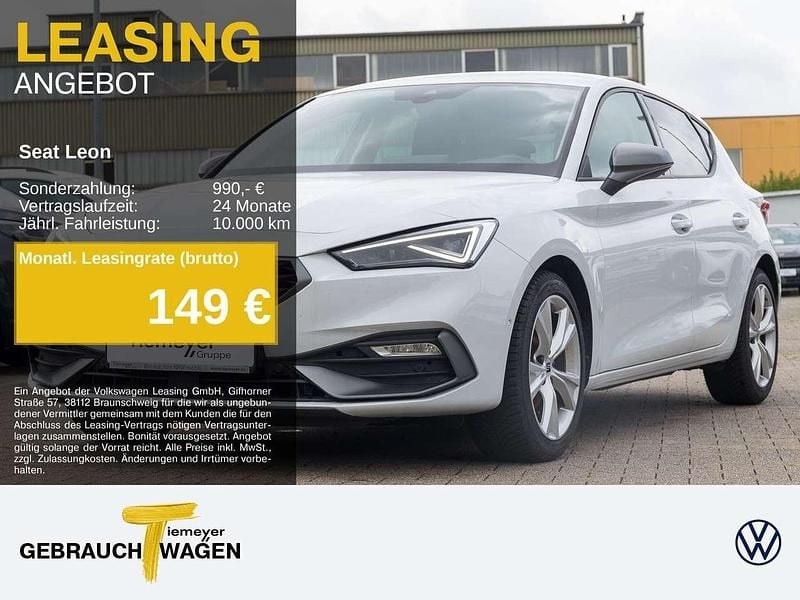 Weiß Gebraucht 2024 Seat Leon FR Limousine | 26.240 € (Guter Preis) - Bild 1/4