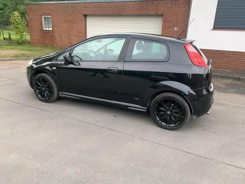 Schwarz Gebraucht 2008 Fiat Punto Sport Kleinwagen | 1.990 € (Fairer Preis) - Bild 1/4