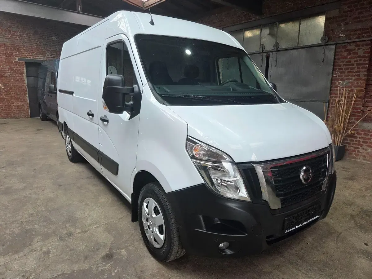 Gebraucht Renault Master 136 PS (100 kW) 2022 Weiß Van / Kleinbus