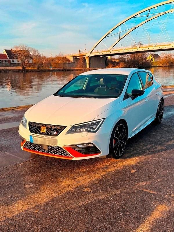 Gebraucht Seat Leon CUPRA 300 PS (220 kW) 2017 Weiß Kombi