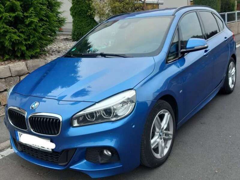 Blau Gebraucht 2016 BMW 218 Active Tourer Van / Kleinbus | 7.250 € (Guter Preis) - Bild 1/4