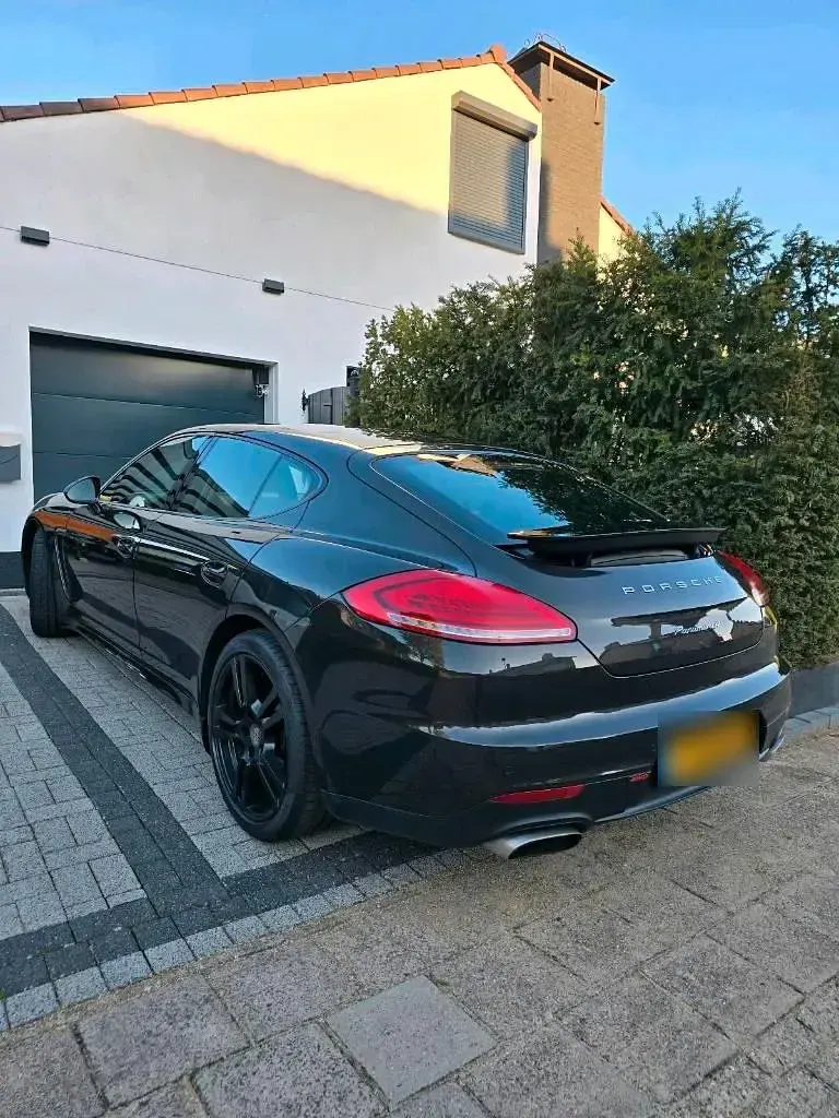 Gebraucht Porsche Panamera 310 PS (228 kW) 2014 Schwarz Kleinwagen