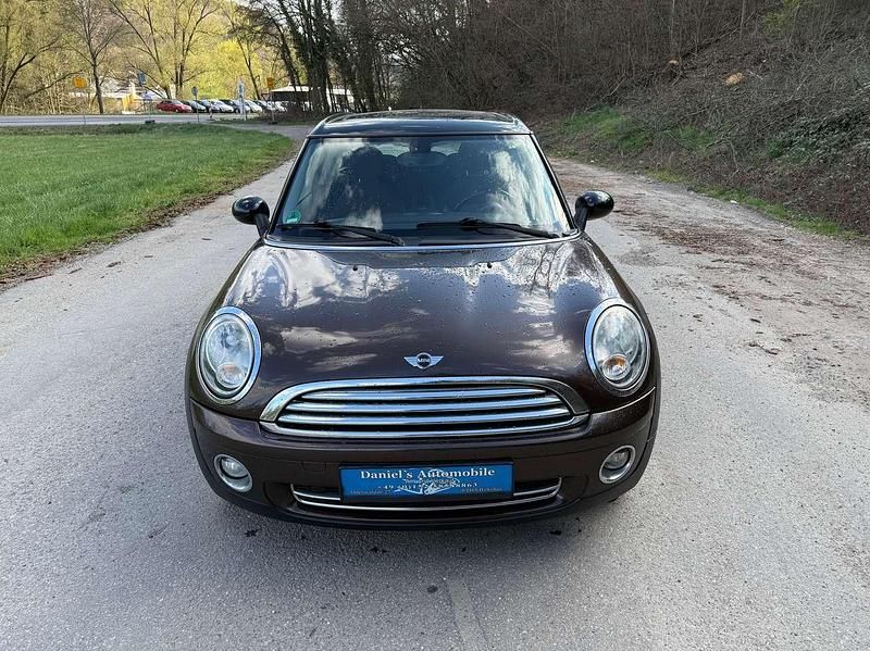 Braun Gebraucht 2009 Mini Cooper Clubman Kombi | 3.990 € (Teuer) - Bild 1/4