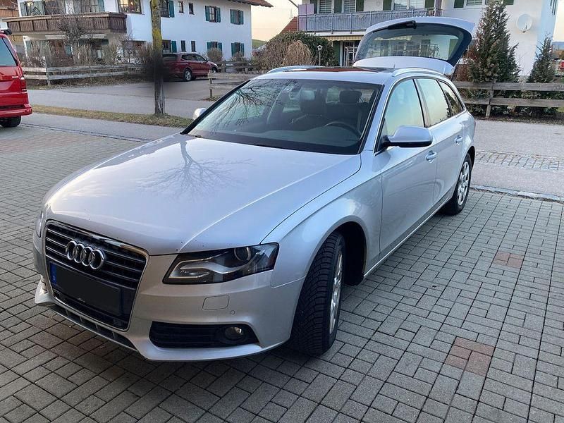 Gebraucht Audi A4 Ambiente 160 PS (117 kW) 2009 Silber Kombi